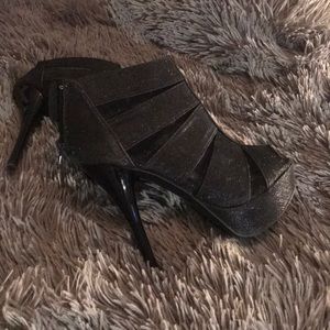Black Glittery High Heels
